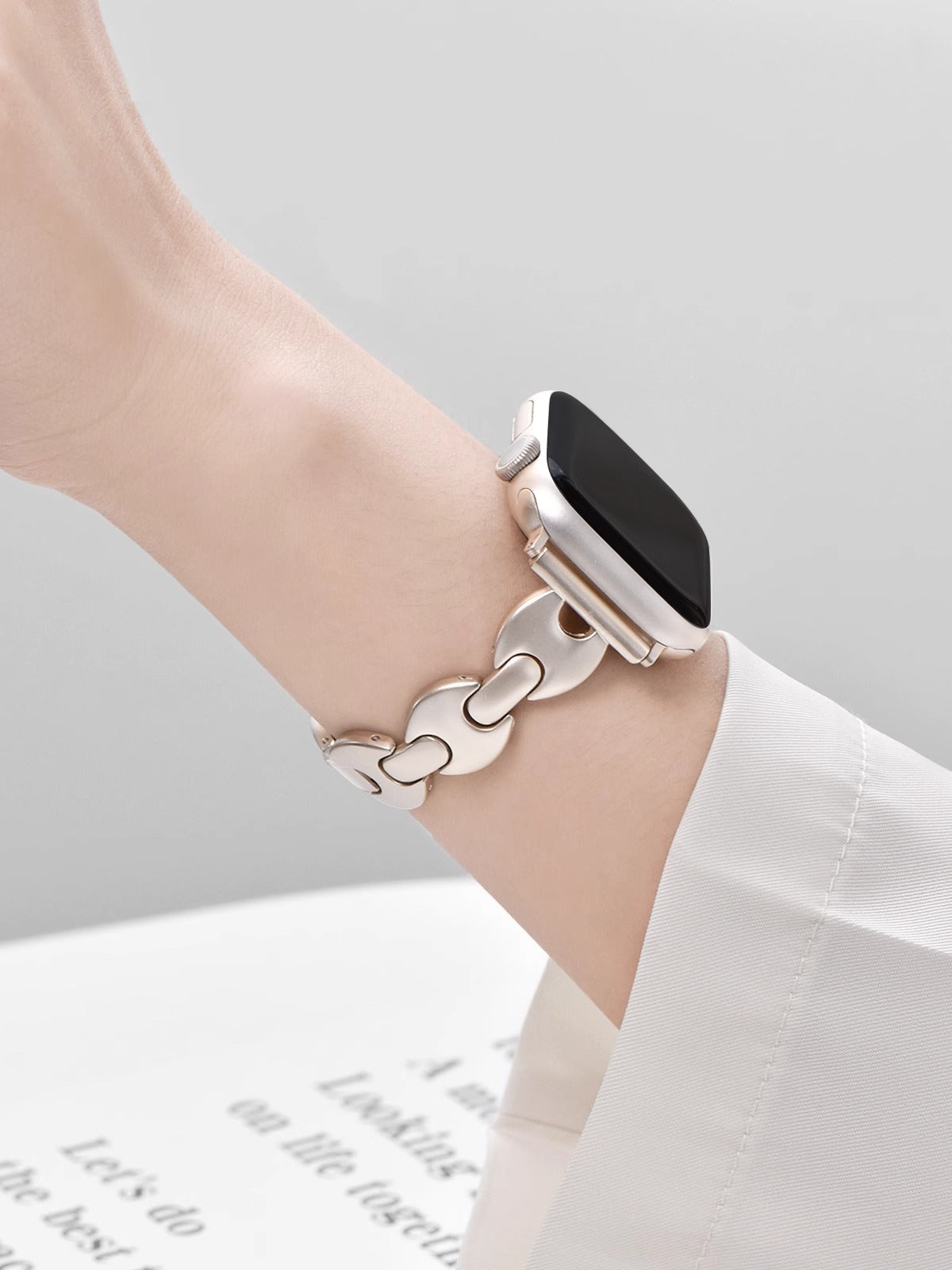 WOMEN LUXURY APPLE WATCH STRAP