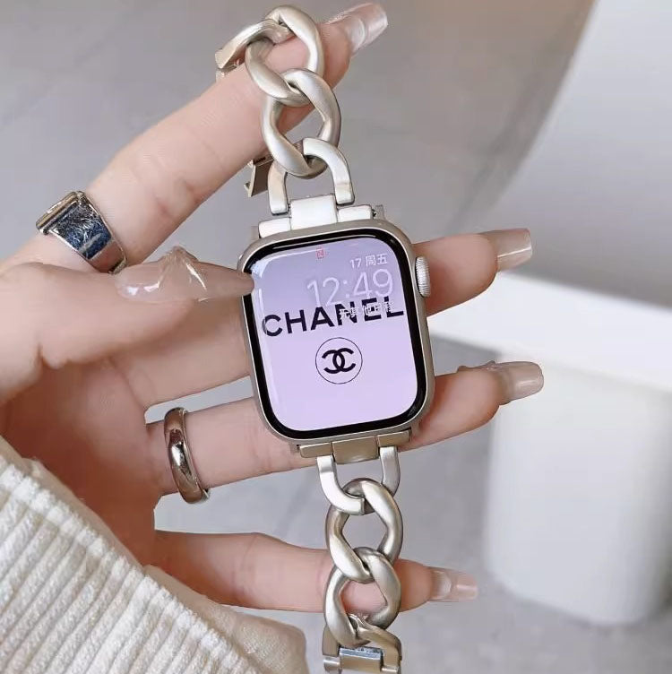 Heart-Shaped Link Bracelet for Apple Watch