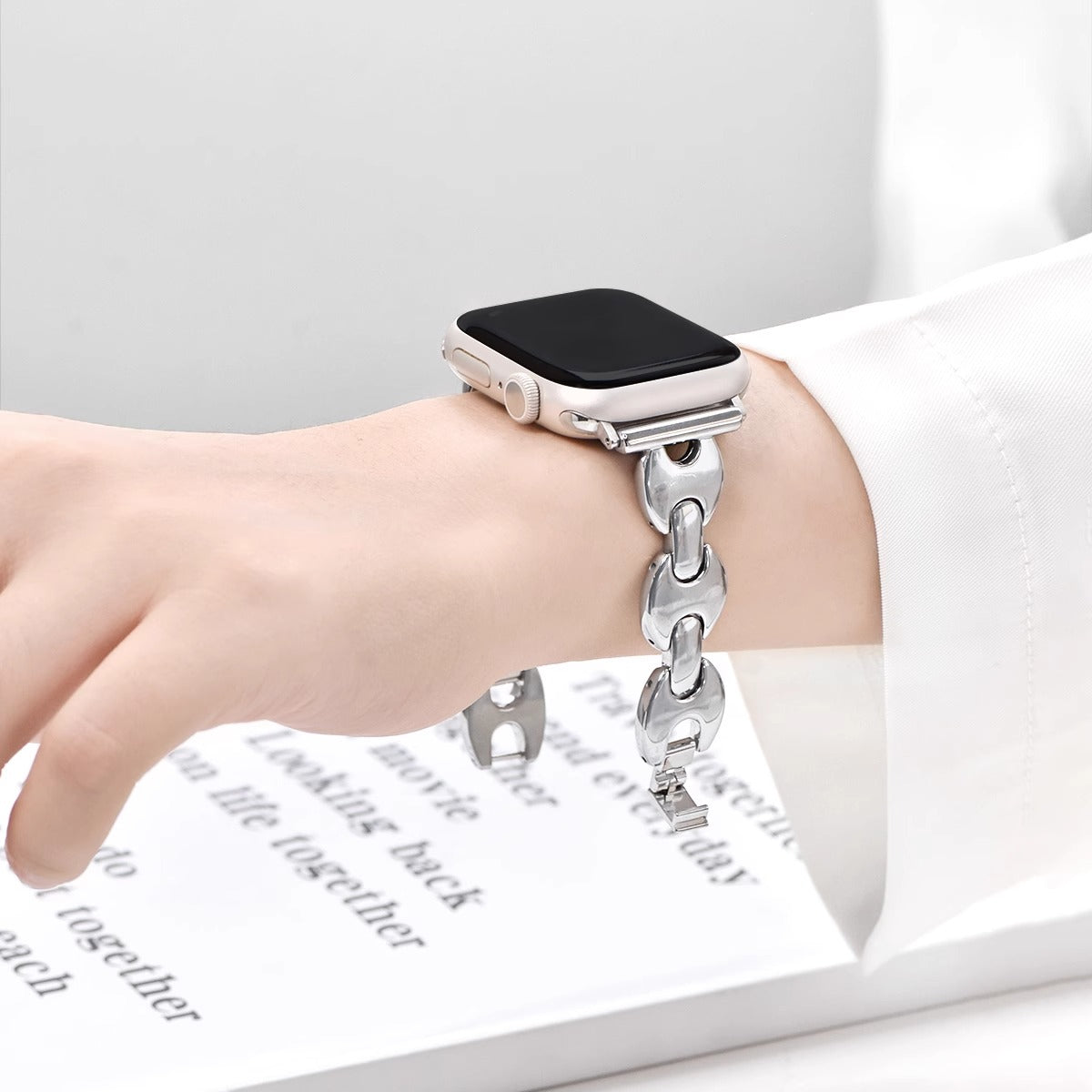 WOMEN LUXURY APPLE WATCH STRAP