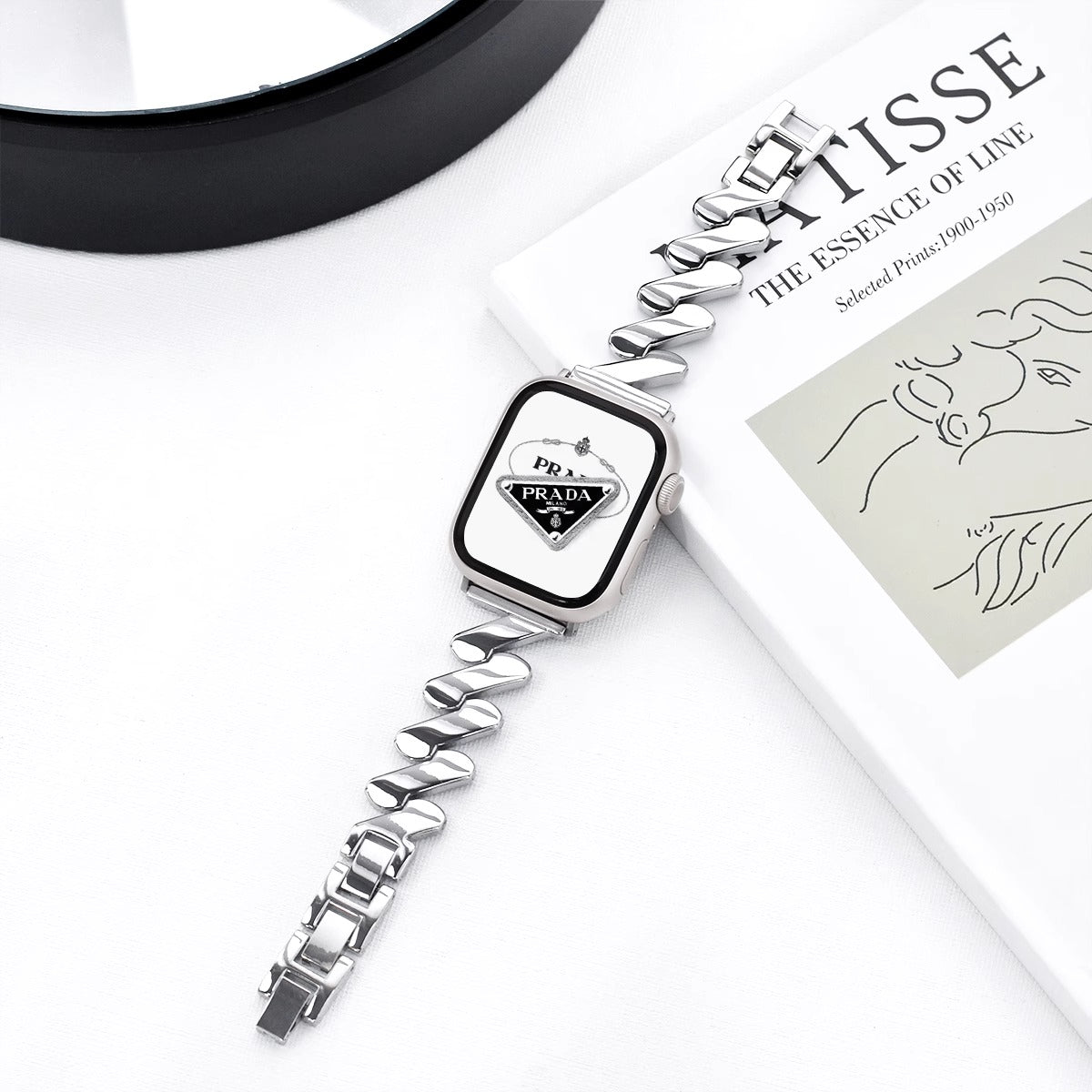 WOMEN LUXURY APPLE WATCH STRAP